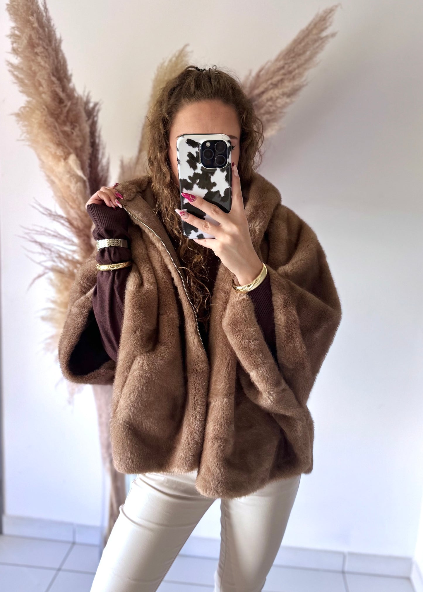 CAPE - CARAMEL