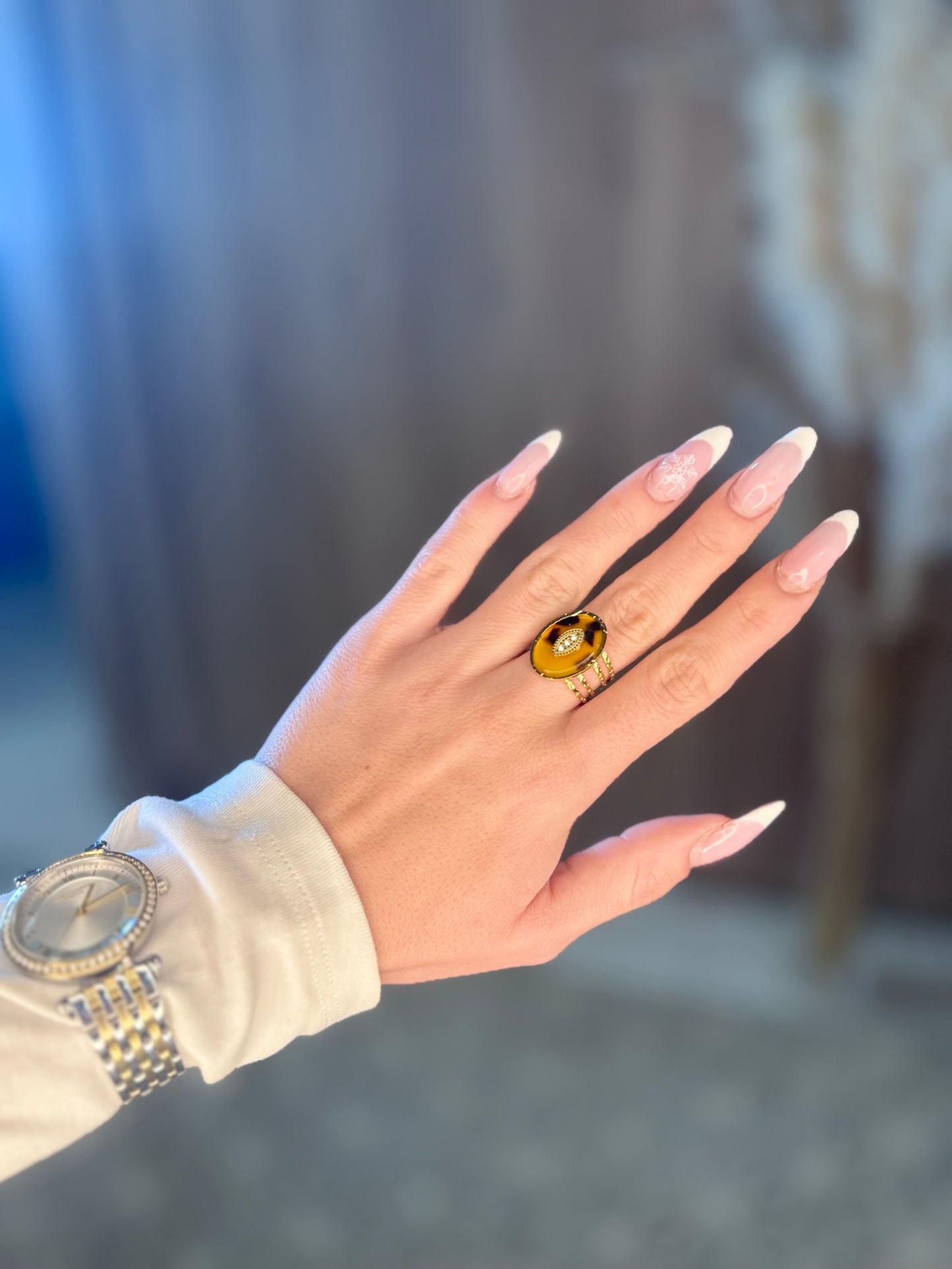 BAGUE OVALE