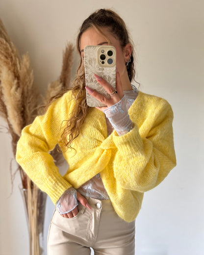 PULL CROISÉ - JAUNE