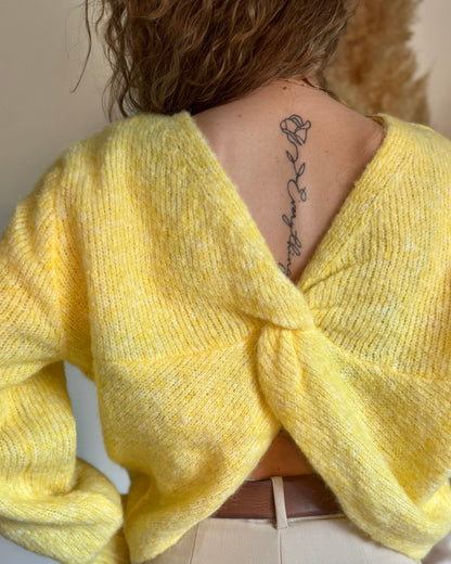 PULL CROISÉ - JAUNE